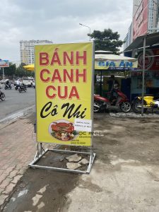 Bảng hiệu hộp đèn đứng đặt ở bất cứ chỗ nào