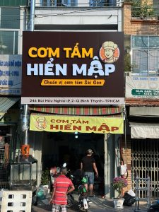 BẢNG HIỆU MICA CHỮ NỔI